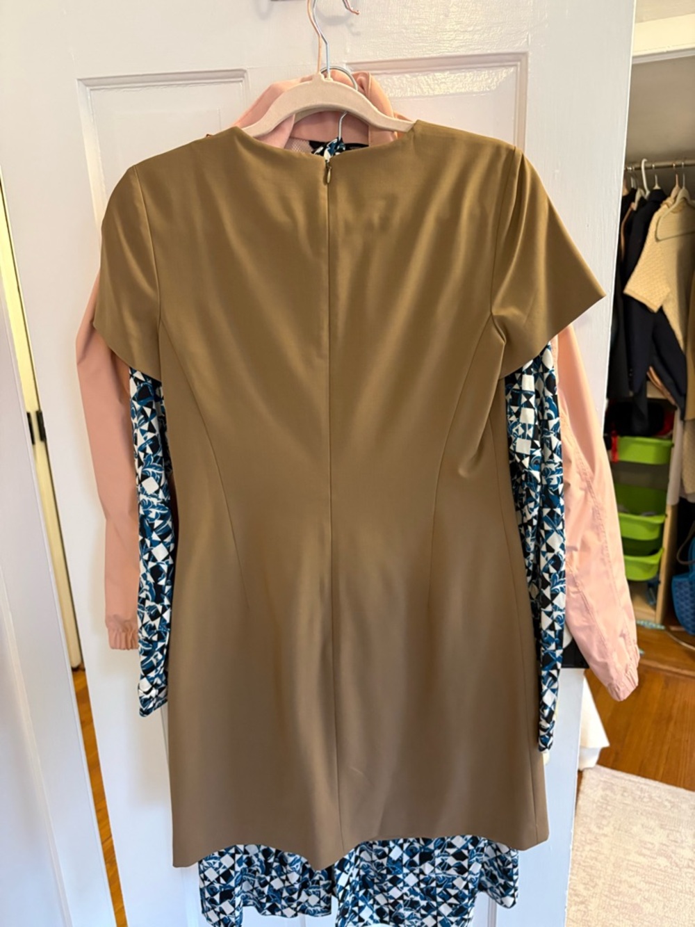 Theory Dress - Picture 4 of 4